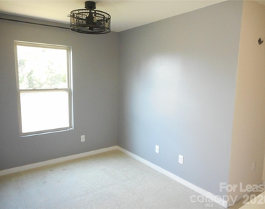 7156 Pitzer Drive - Photo Thumbnail 26