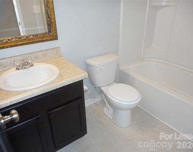 7156 Pitzer Drive - Photo Thumbnail 23