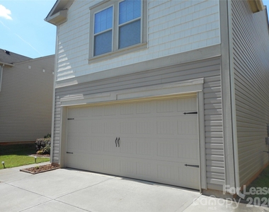 7156 Pitzer Drive - Photo Thumbnail 2
