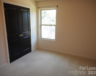 7156 Pitzer Drive - Photo Thumbnail 21
