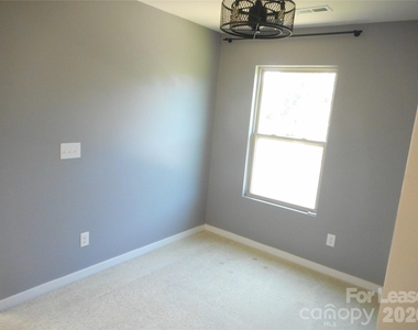 7156 Pitzer Drive - Photo Thumbnail 25