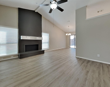 4141 Malone Avenue - Photo Thumbnail 1