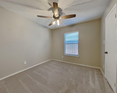 4141 Malone Avenue - Photo Thumbnail 13