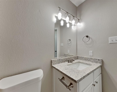 4141 Malone Avenue - Photo Thumbnail 14