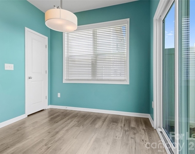 8176 Sheffield Drive - Photo Thumbnail 21