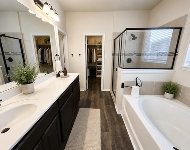 928 Albany Drive - Photo Thumbnail 6