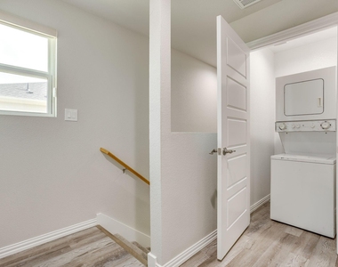 931 River Road - Photo Thumbnail 28
