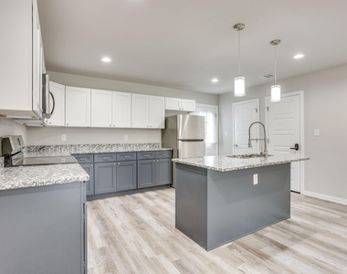 931 River Road - Photo Thumbnail 9