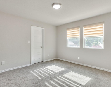 931 River Road - Photo Thumbnail 22