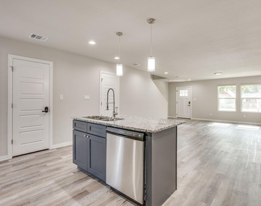 931 River Road - Photo Thumbnail 8