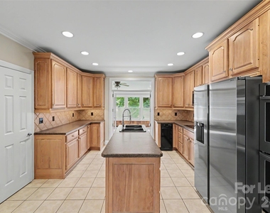 2545 Rea Road - Photo Thumbnail 12
