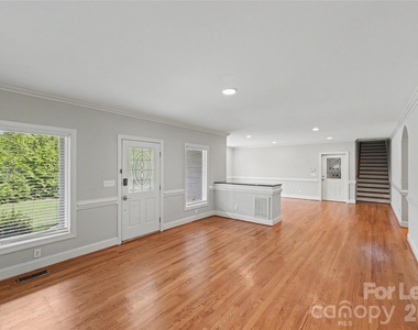 2545 Rea Road - Photo Thumbnail 8