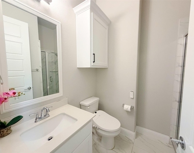847 Calusa Drive - Photo Thumbnail 8