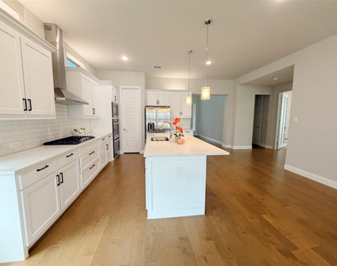847 Calusa Drive - Photo Thumbnail 11