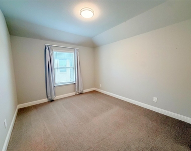 847 Calusa Drive - Photo Thumbnail 22