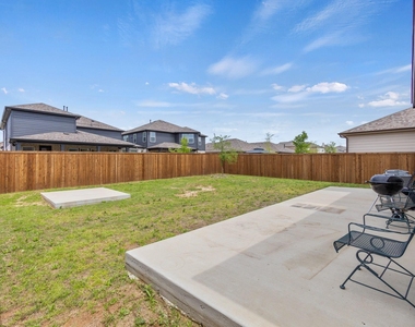 925 West Drive - Photo Thumbnail 15