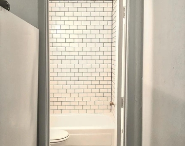 3715 Travis Avenue - Photo Thumbnail 6