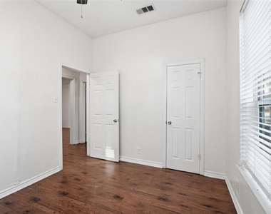 900 W Morgan - Photo Thumbnail 17
