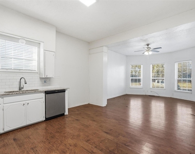 900 W Morgan - Photo Thumbnail 7