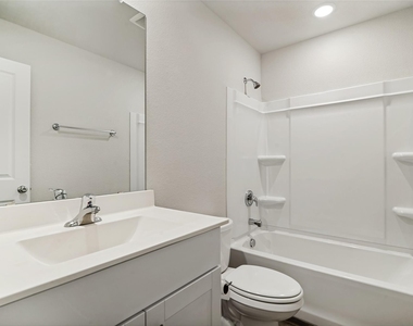 1801 Hazer Lane - Photo Thumbnail 11