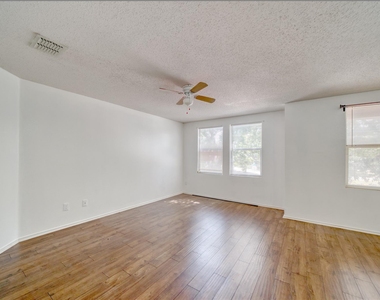 4212 Dolores Street - Photo Thumbnail 9