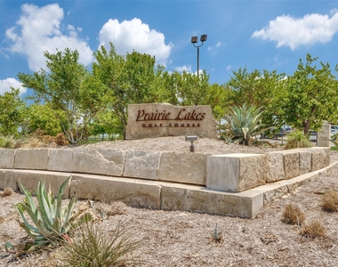7 W Mountain Lane - Photo Thumbnail 16