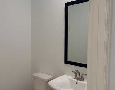 7328 Grant Avenue - Photo Thumbnail 5