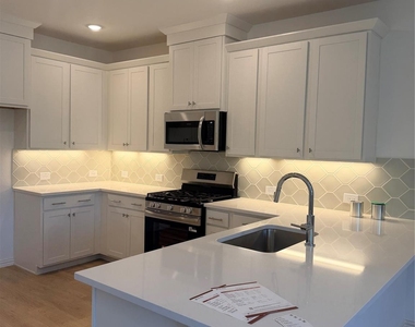 7328 Grant Avenue - Photo Thumbnail 2