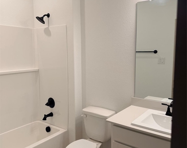 7328 Grant Avenue - Photo Thumbnail 18