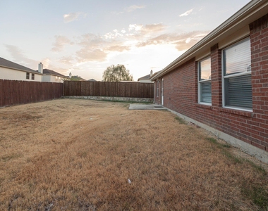 1436 Puerto Lago Drive - Photo Thumbnail 27
