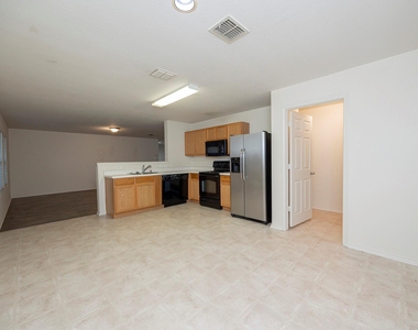 1436 Puerto Lago Drive - Photo Thumbnail 20