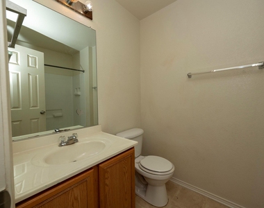 1436 Puerto Lago Drive - Photo Thumbnail 13
