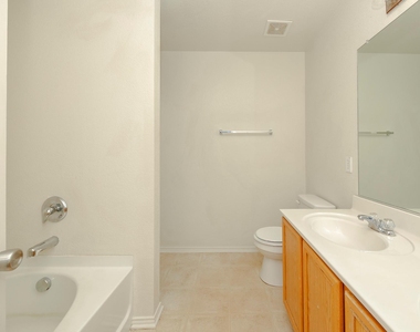 1436 Puerto Lago Drive - Photo Thumbnail 12