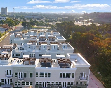 1209 Beaconsfield Lane - Photo Thumbnail 9
