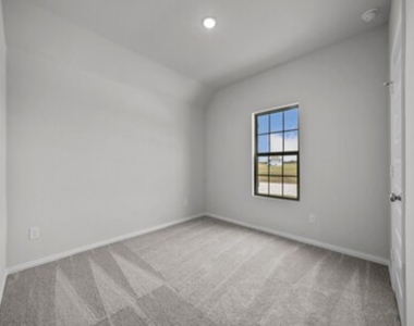 553 Hickory Ridge - Photo Thumbnail 6