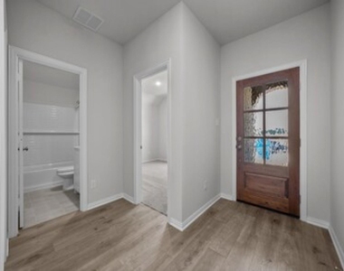 553 Hickory Ridge - Photo Thumbnail 4