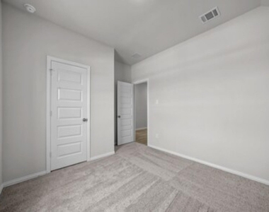 553 Hickory Ridge - Photo Thumbnail 9