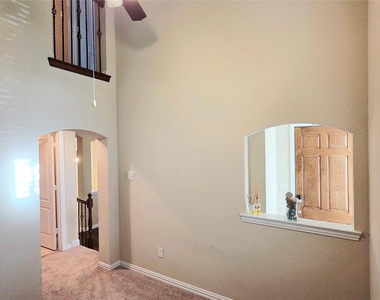 4364 Peregrine Way - Photo Thumbnail 8