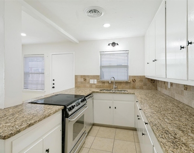 3612 Winston Road - Photo Thumbnail 2