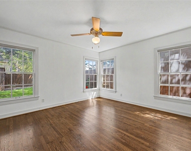 6047 Martel Avenue - Photo Thumbnail 13