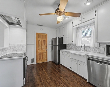 6047 Martel Avenue - Photo Thumbnail 8
