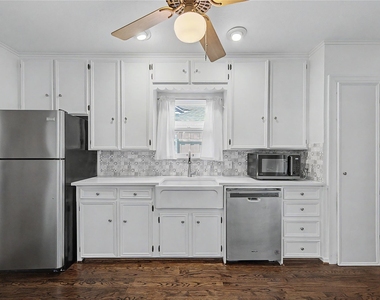 6047 Martel Avenue - Photo Thumbnail 10