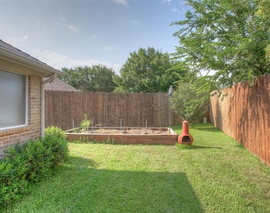 6316 Garwin Drive - Photo Thumbnail 15