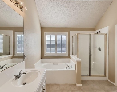 9028 Enchanted Ridge Drive - Photo Thumbnail 20