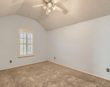 9028 Enchanted Ridge Drive - Photo Thumbnail 22
