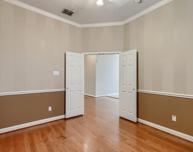 9028 Enchanted Ridge Drive - Photo Thumbnail 5