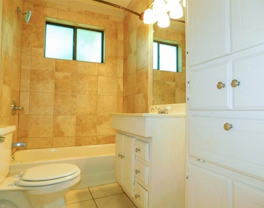 814 Anderson Street - Photo Thumbnail 14