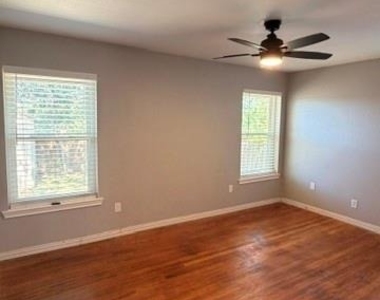 2628 Downing Avenue - Photo Thumbnail 17