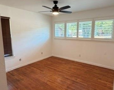 2628 Downing Avenue - Photo Thumbnail 22