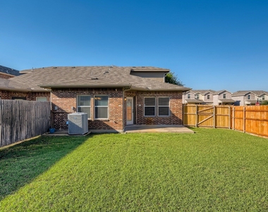 3500 Woodshire Avenue - Photo Thumbnail 22
